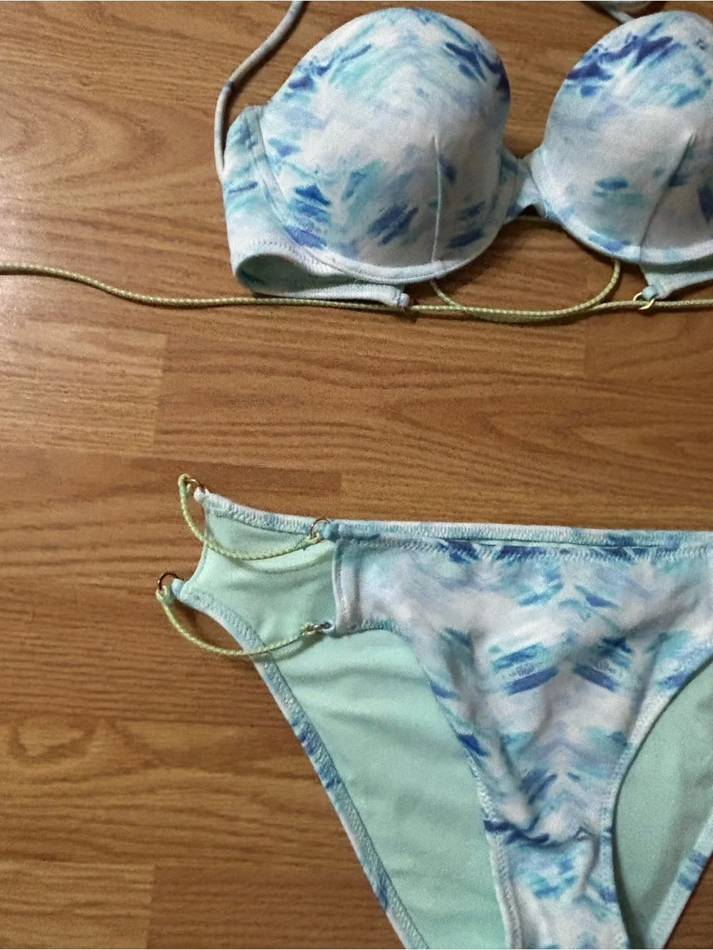 Victoria's Secret Mint Bikini Top with Light Blue Trim-M 36B
